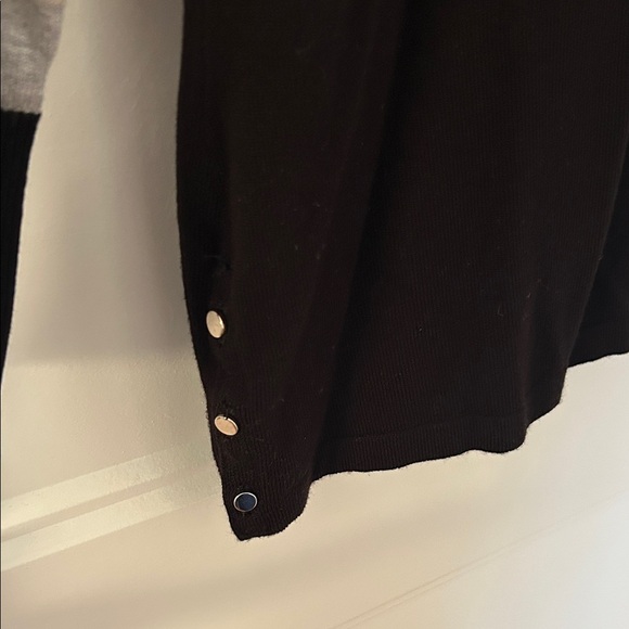 White House Black Market Taupe Knit Top - Picture 6 of 7